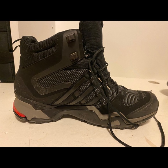 Adidas men’s terrex winter hiking boots